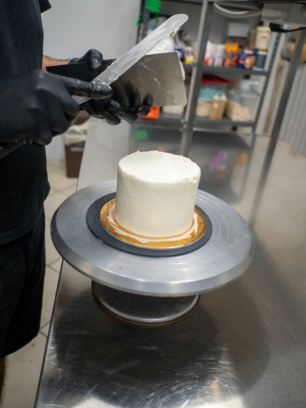Plateaux tournants : le secret des pâtissiers créatifs